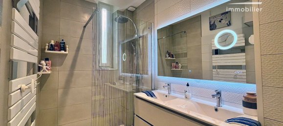 2 Schlafzimmer Wohnung in Grenoble, France, Nr. 355442 10