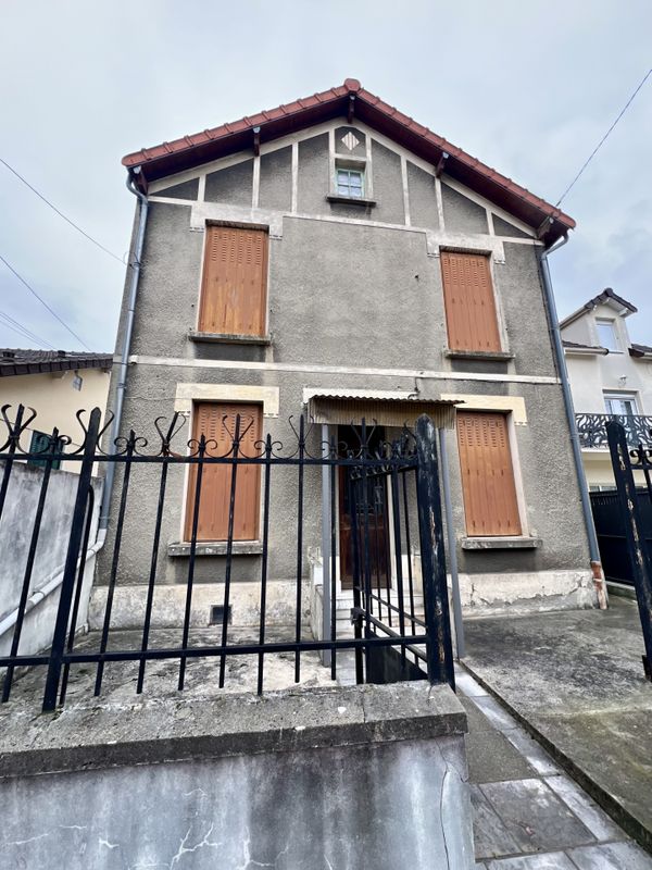 2 chambres Maison à Le Blanc-Mesnil, France No. 168457