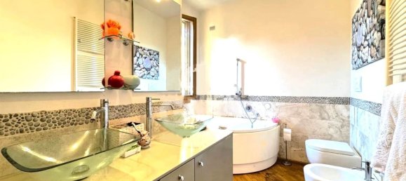 99-salle Villa à Pistoia, Italy No. 217863 4