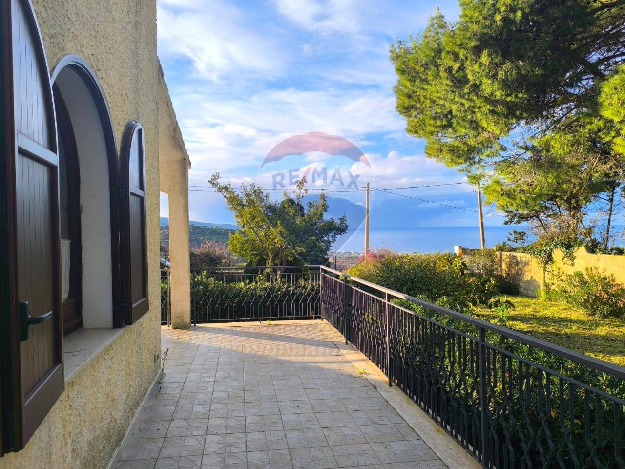 4غرفة فيلا في Valderice, Italy رقم 41687