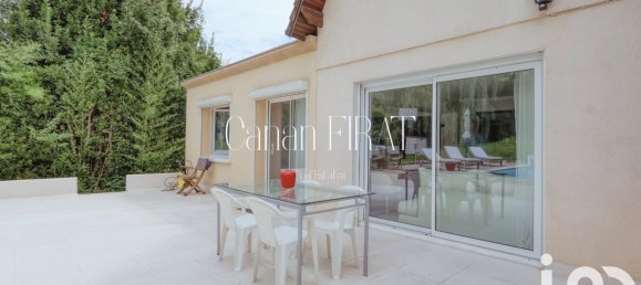 5 bedrooms House in Montmorency, France No. 345998 23