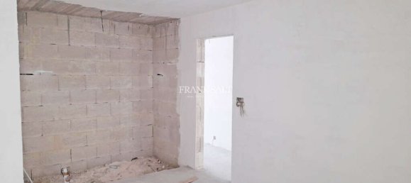 Apartamento de 3 dormitorios en Swieqi, Malta No. 4875 4