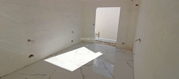 Apartamento de 3 dormitorios en Swieqi, Malta No. 4875 26