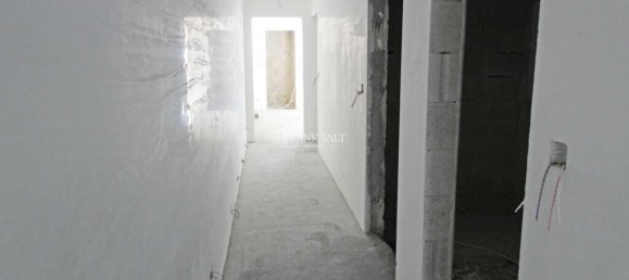 Apartamento de 3 dormitorios en Swieqi, Malta No. 4875 8
