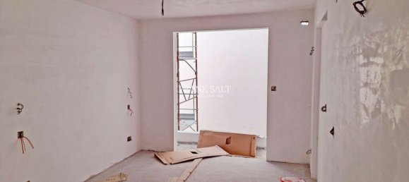 Apartamento de 3 dormitorios en Swieqi, Malta No. 4875 5