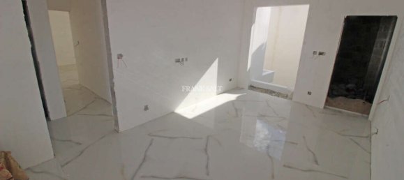 Apartamento de 3 dormitorios en Swieqi, Malta No. 4875 25