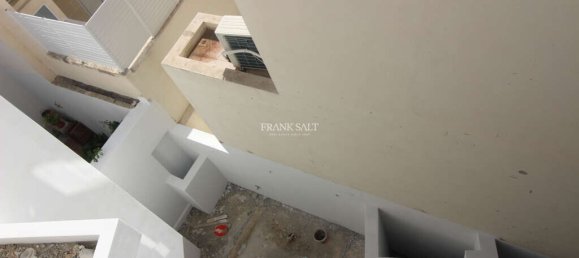 Apartamento de 3 dormitorios en Swieqi, Malta No. 4875 16