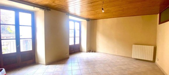 3 rooms Apartment in Craveggia, Italy No. 109660 4