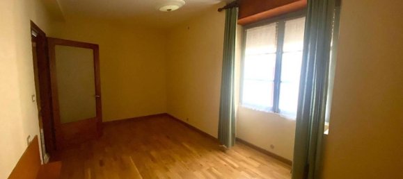 3 rooms Apartment in Craveggia, Italy No. 109660 7