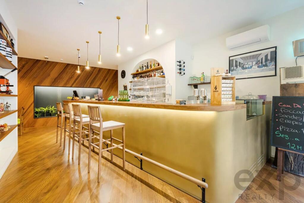 Gewerbliche Immobilie in Porto, Portugal 380m², Nr. 278795