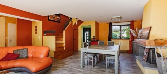 3 bedrooms House in Nantes, France No. 290964 2