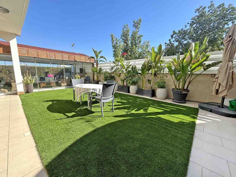 4 bedrooms House in Strovolos, Cyprus No. 15699