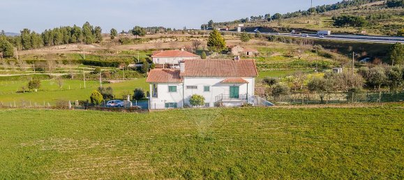4 Schlafzimmer Haus in Celorico da Beira, Portugal, Nr. 36547 8