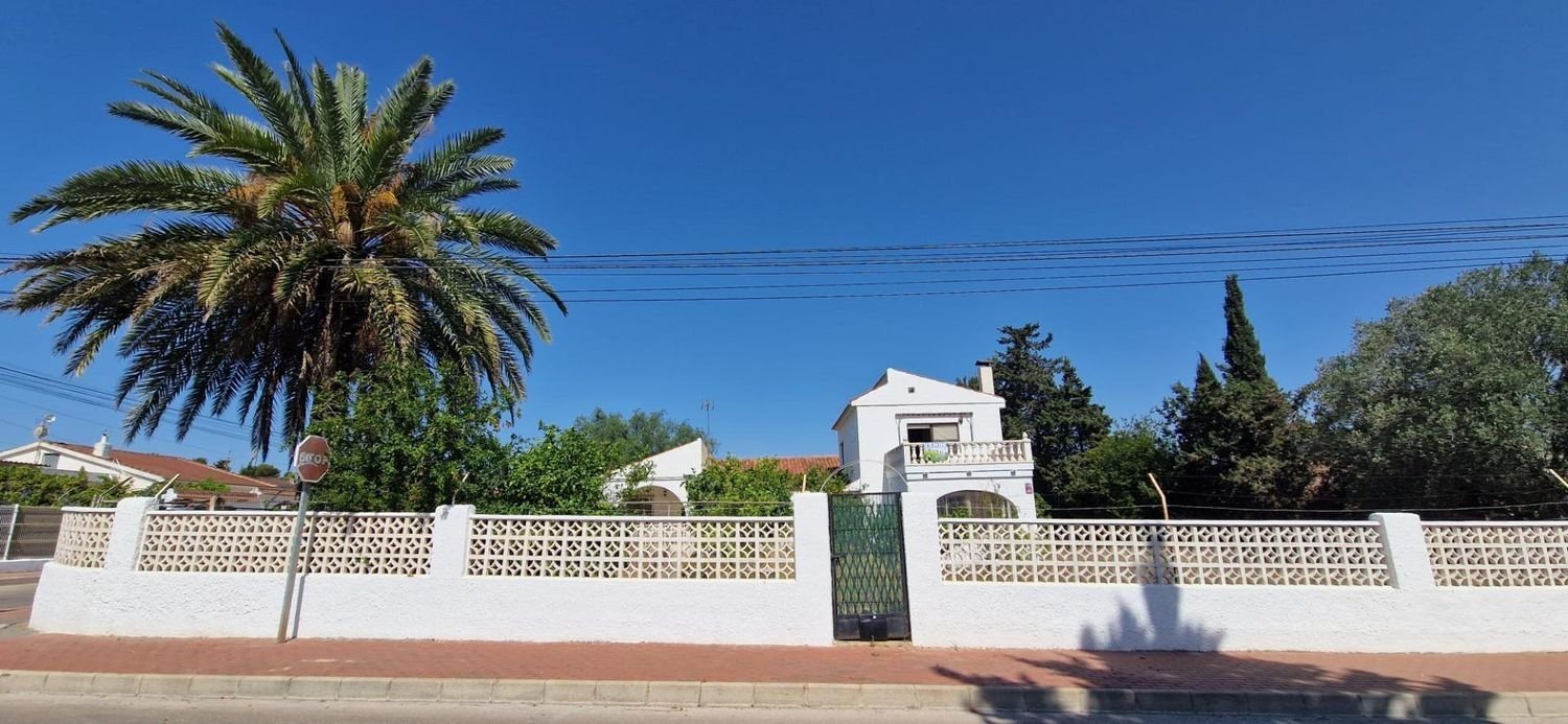 5 bedrooms House in Torrevieja, Spain No. 155424