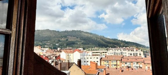 Ático de 3 dormitorios en Oviedo, Spain No. 177537 24