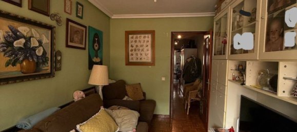 Ático de 3 dormitorios en Oviedo, Spain No. 177537 5