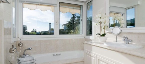 4 bedrooms Villa in Marbella, Spain No. 175373 47