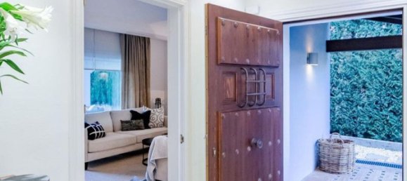 4 bedrooms Villa in Marbella, Spain No. 175373 35