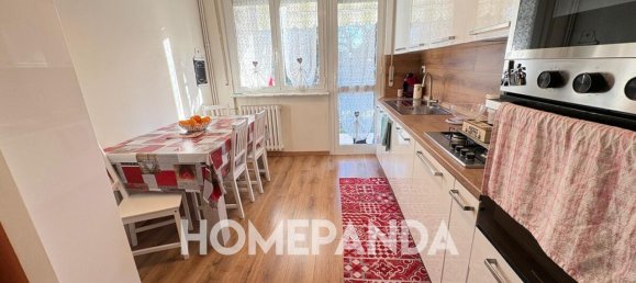 4 rooms Apartment in Turin, Italy No. 43936 10