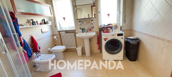 4 rooms Apartment in Turin, Italy No. 43936 17