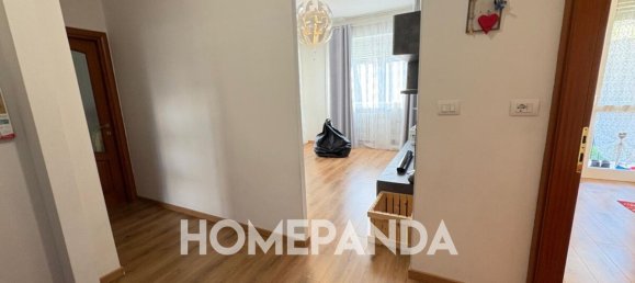 4 rooms Apartment in Turin, Italy No. 43936 4