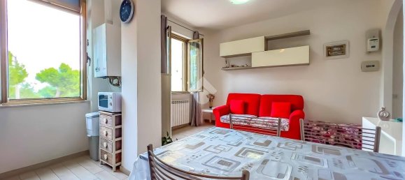 2 Schlafzimmer Wohnung in Formia, Italy, Nr. 259174 8