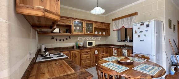 3 bedrooms Apartment in Marsalforn, Malta No. 6010 9