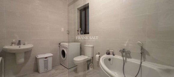 3 bedrooms Apartment in Marsalforn, Malta No. 6010 29