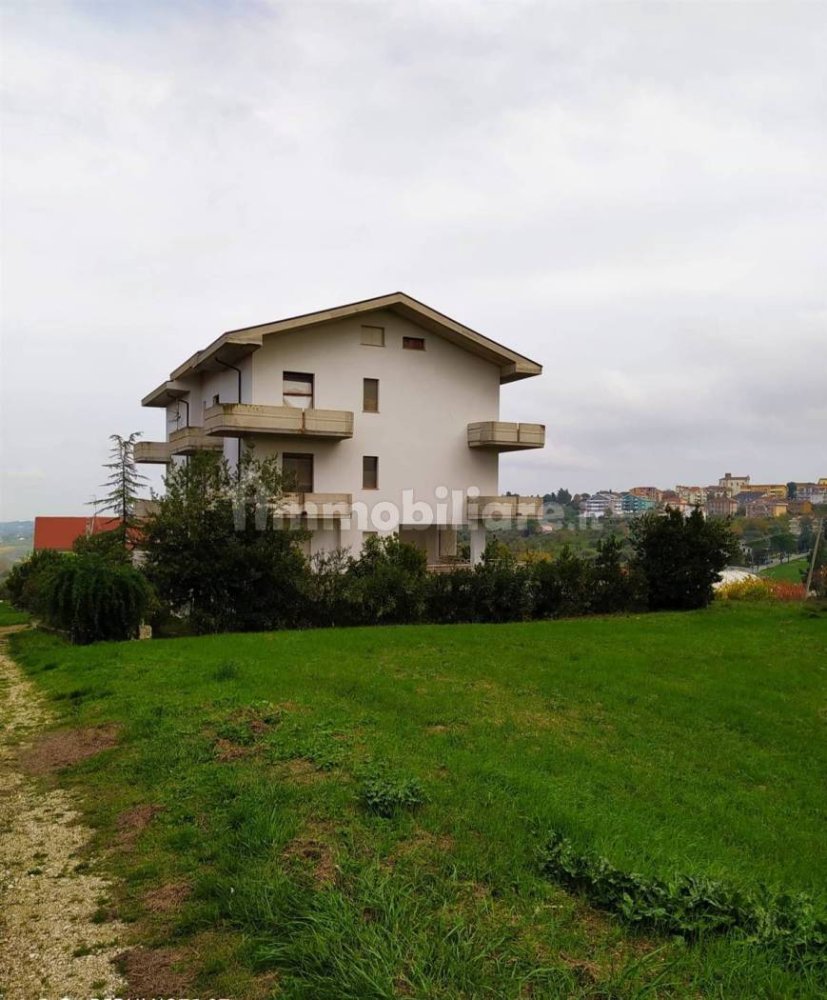2 bedrooms Apartment in Castel Frentano, Italy No. 226538