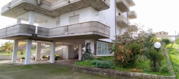 2 Schlafzimmer Wohnung in Castel Frentano, Italy, Nr. 226538 5