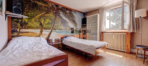 Casa de 2 dormitorios en Villejuif, France No. 165941 5