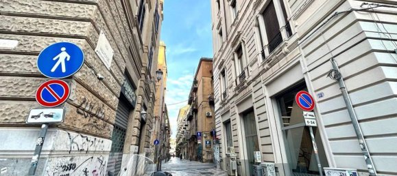 Apartamento de 4 habitaciónes en Palermo, Italy No. 146395 9