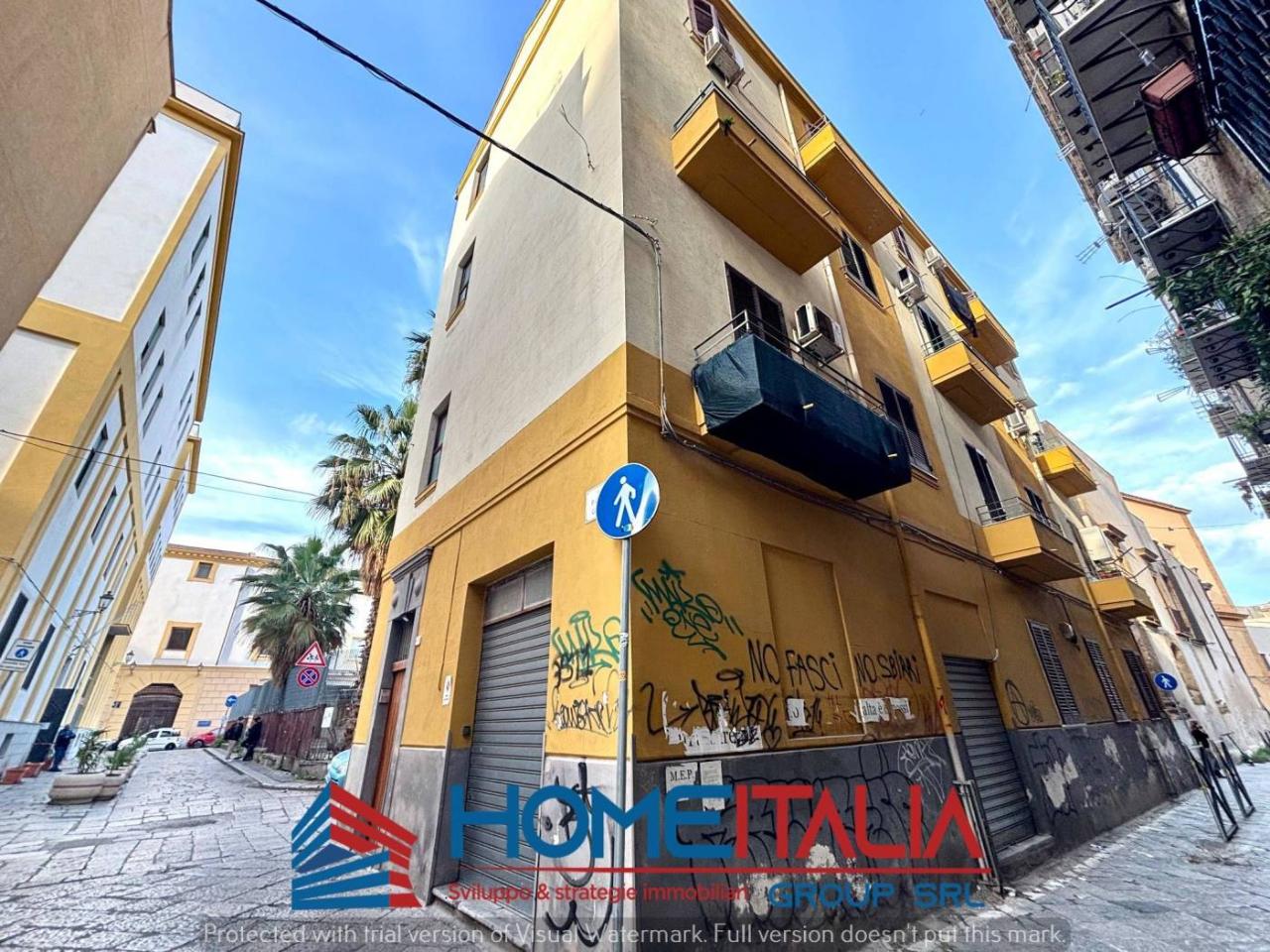 Apartamento de 4 habitaciónes en Palermo, Italy No. 146395