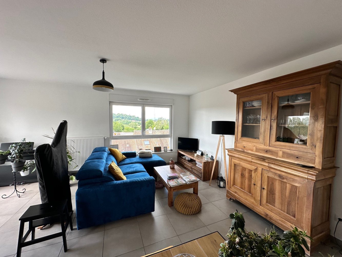 Apartamento de 3 dormitorios en Brunstatt-Didenheim, France No. 88040