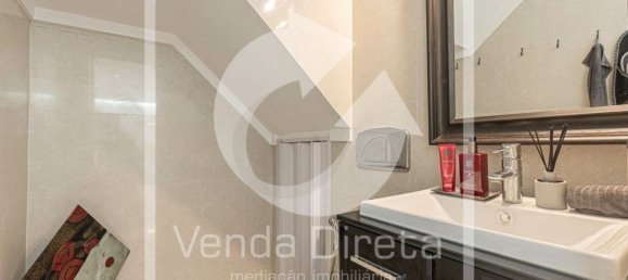 4 bedrooms House in Barreiro, Portugal No. 85029 19