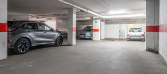 مرآب في Granada, Spain 26متر مربع رقم 175287 2