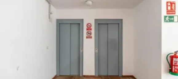 مرآب في Granada, Spain 26متر مربع رقم 175287 4