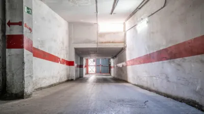  مرآب في Granada, Spain 26متر مربع رقم 175287