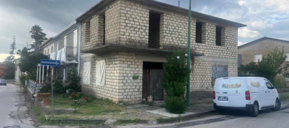 Casa de 7 divisões em Taurasi, Italy N.º 276088 11
