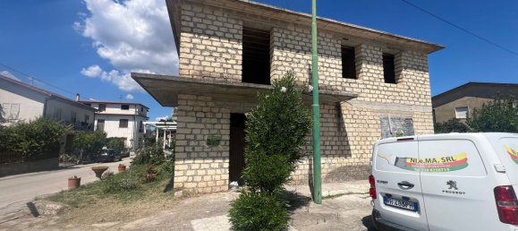 Casa de 7 divisões em Taurasi, Italy N.º 276088 8