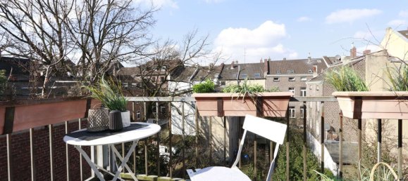 3-salle Duplex à Dusseldorf, Germany No. 42708 7