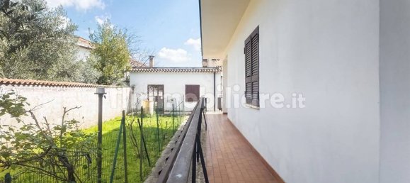 5 bedrooms Villa in Rome, Italy No. 62292 18