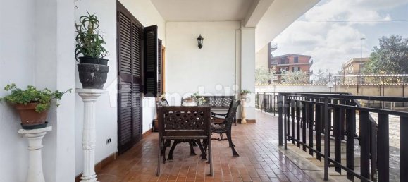 5 bedrooms Villa in Rome, Italy No. 62292 13