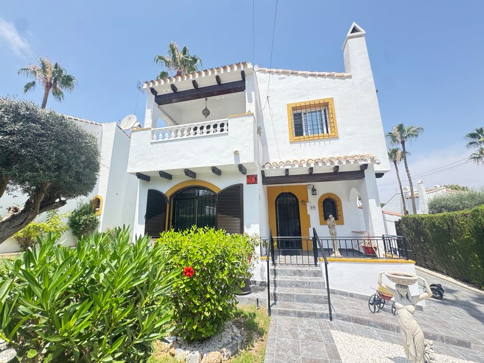 Villa T4 em Alicante, Spain N.º 177128