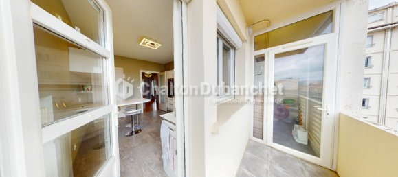 2 bedrooms Apartment in Roanne, France No. 205539 8