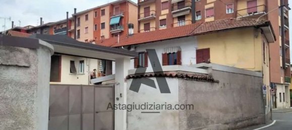 Studio in Cerro Maggiore, Italy No. 287603 8