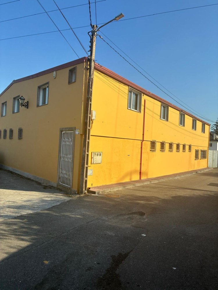 Lagerhaus in Poio, Spain 1500m², Nr. 205612
