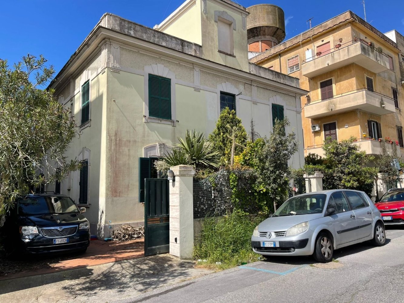 Apartamento de 4 habitaciónes en Anzio, Italy No. 219247