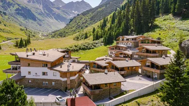 3 bedrooms House in St. Leonhard im Pitztal, Austria No. 181080