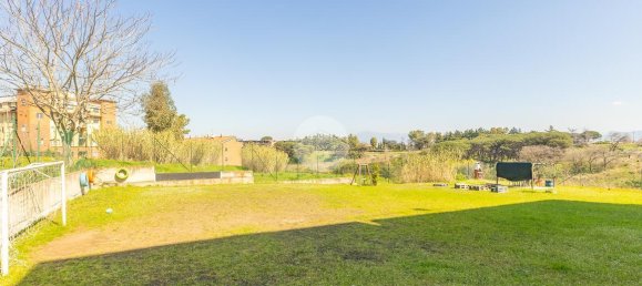 3-salle Appartement à Rome, Italy No. 32102 35